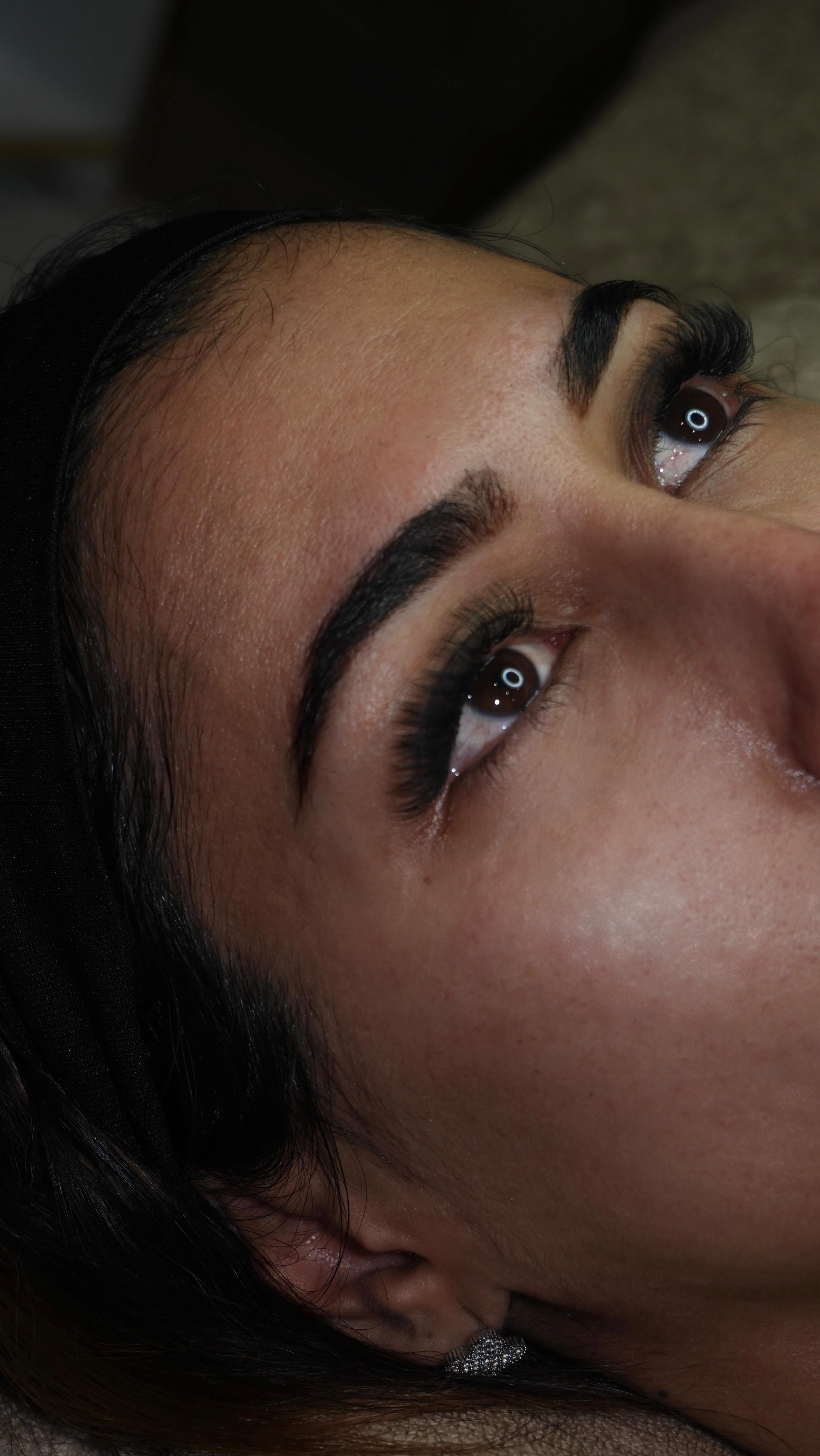 Close-up cils MAEV'ART